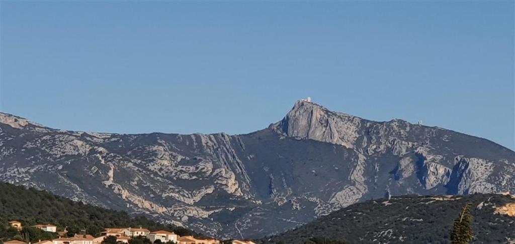 Villa T3 à 10' de Cassis - Piscine privée et cuisine d'été extérieure Carnoux-en-Provence Esterno foto